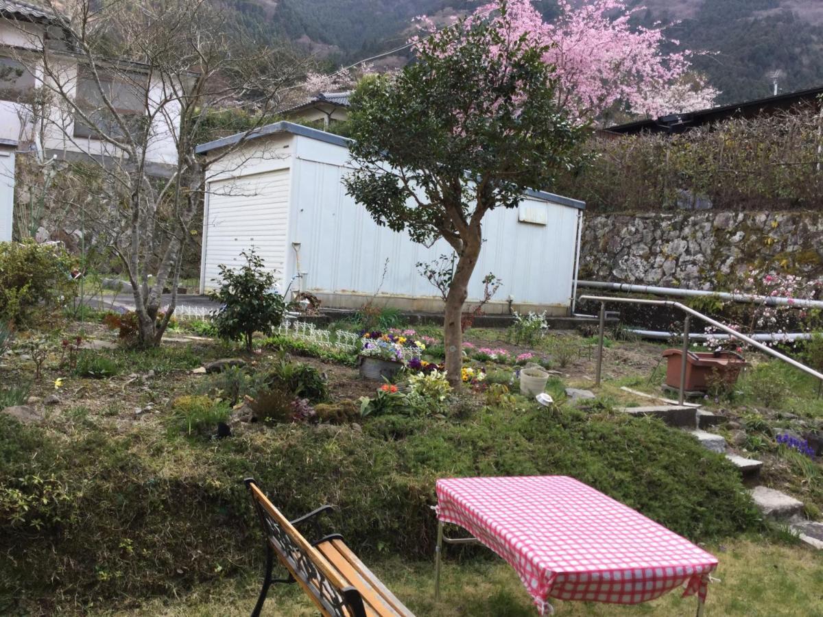 湯布院月灯り Hotel Jufu Kültér fotó